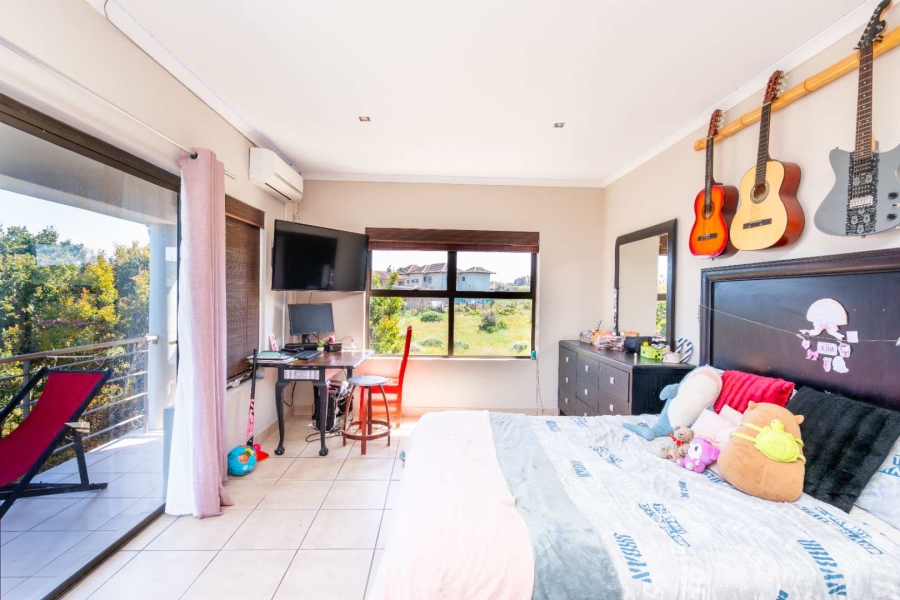 4 Bedroom Property for Sale in Myburgh Park Fase 2 Western Cape